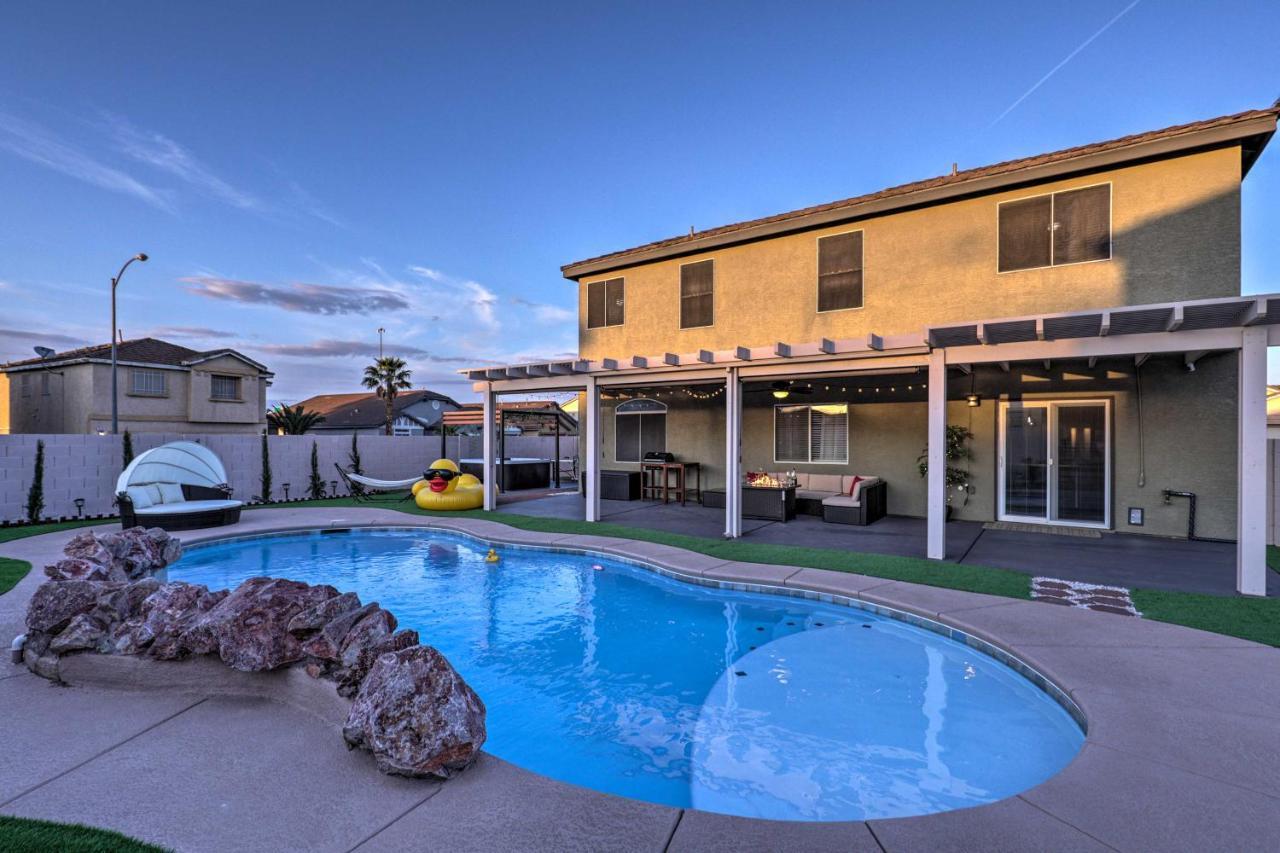 Luxurious Vegas Digs Hot Tub, Bbq, Cabana And More! Las Vegas Exterior photo